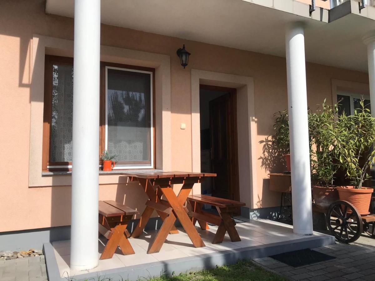 Villa Monika Кестхей Екстер'єр фото